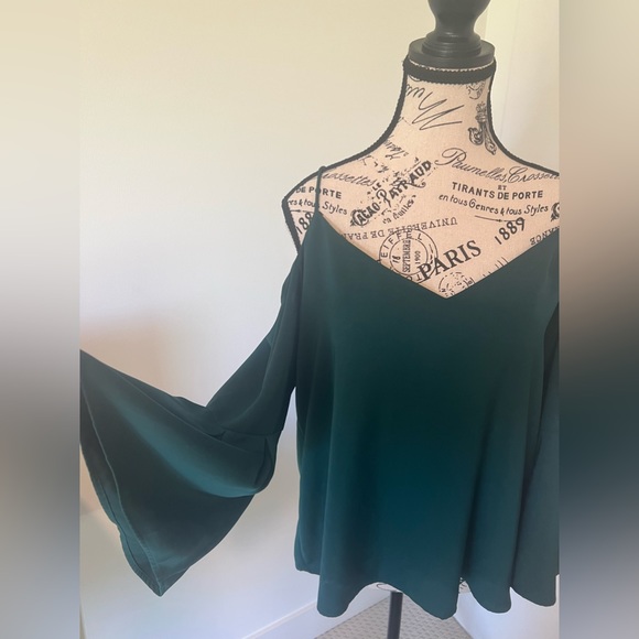 Turquoise Off the Shoulder Shirt - Picture 7 of 7